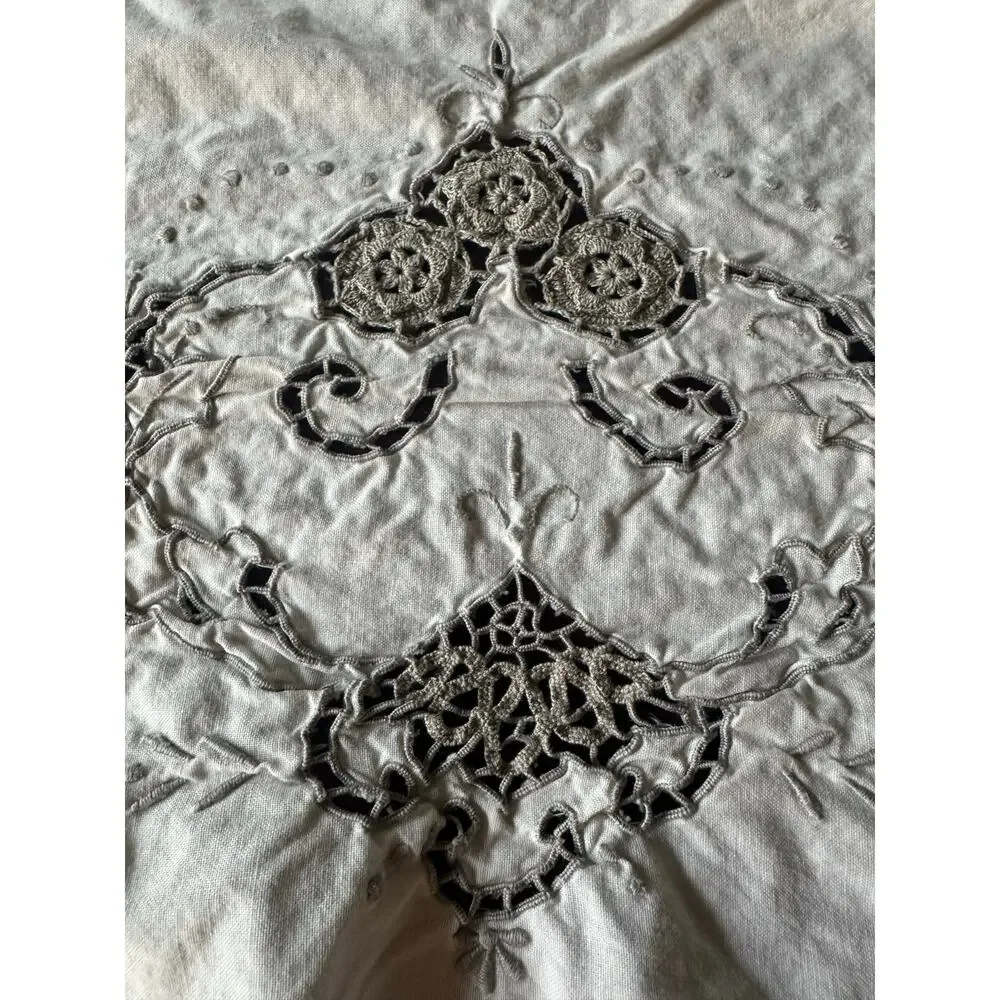 Vintage Tablecloth Embroidered 140x60” gray off white Scalloped Edge cutout